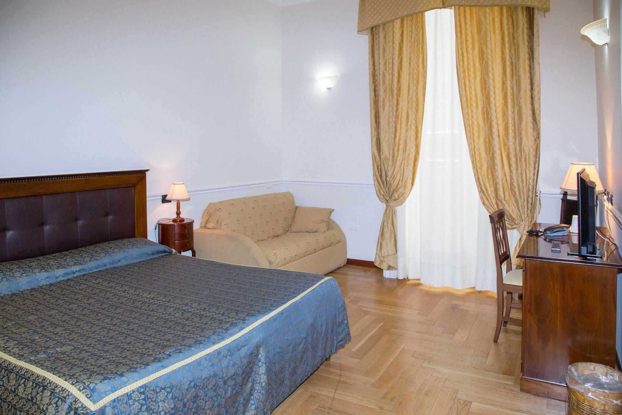 Acropoli 3*